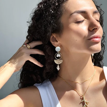 "Блики на воде"