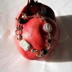 "Открывающая двери"