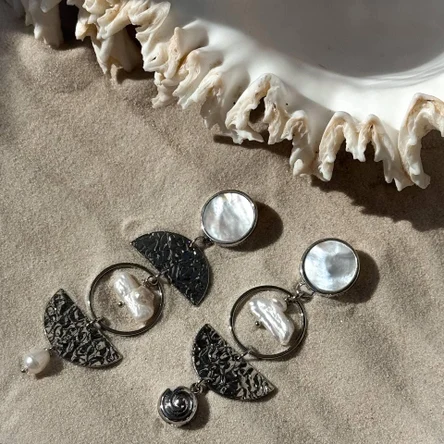 "Блики на воде"